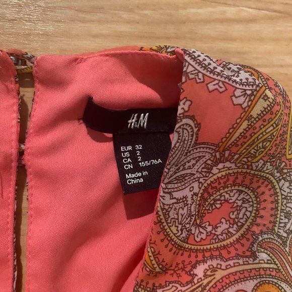 H&M Pink Paisley Sleeveless Pleated Dress Size 2 - Picture 5 of 8